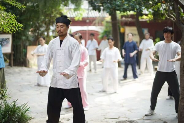 Maitre Luo Yingzhi Formation Qi Gong et Tai Ji Quan