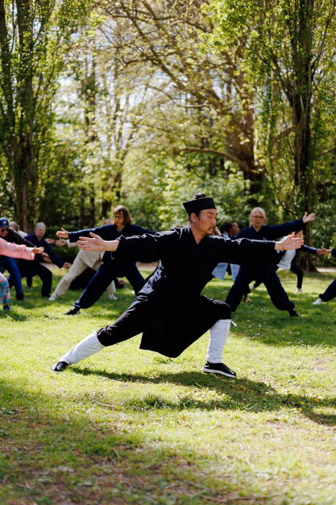 Stage Qi Gong Stage Qi Gong